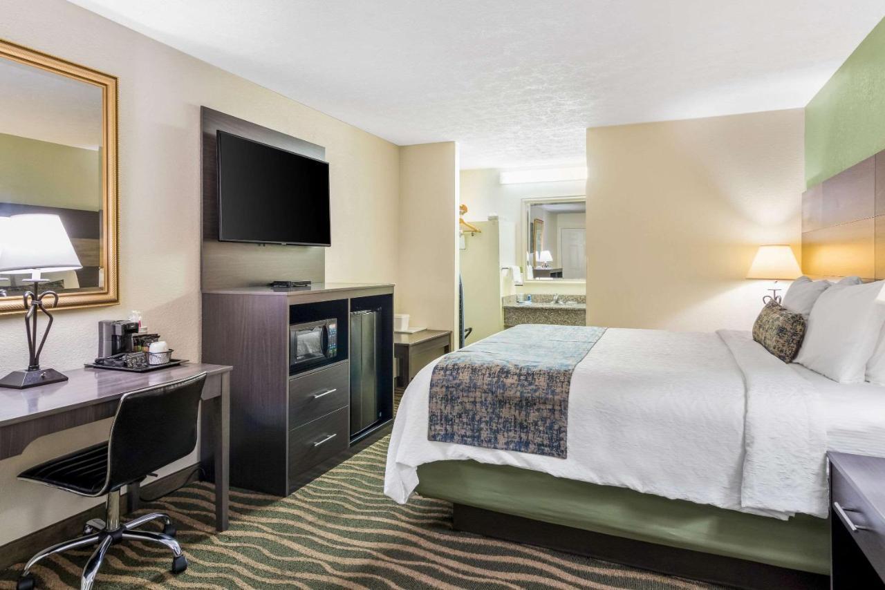 Rodeway Inn Cadiz Экстерьер фото